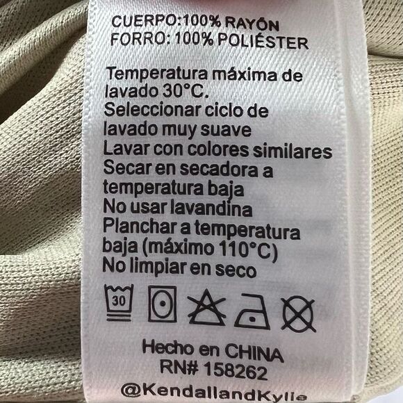 Kendall + Kylie Ditzy Floral Elastic Ruched Waist Ruffle Flirty‎ Mini Skirt - Picture 11 of 12